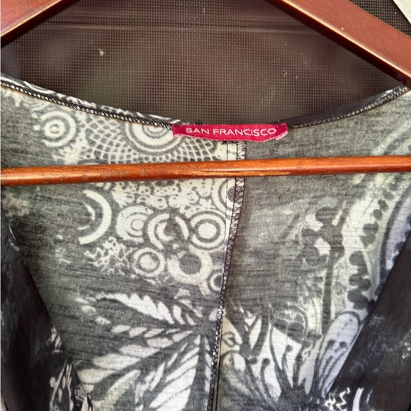 San Francisco Black and White Dress - Picture 4 of 4